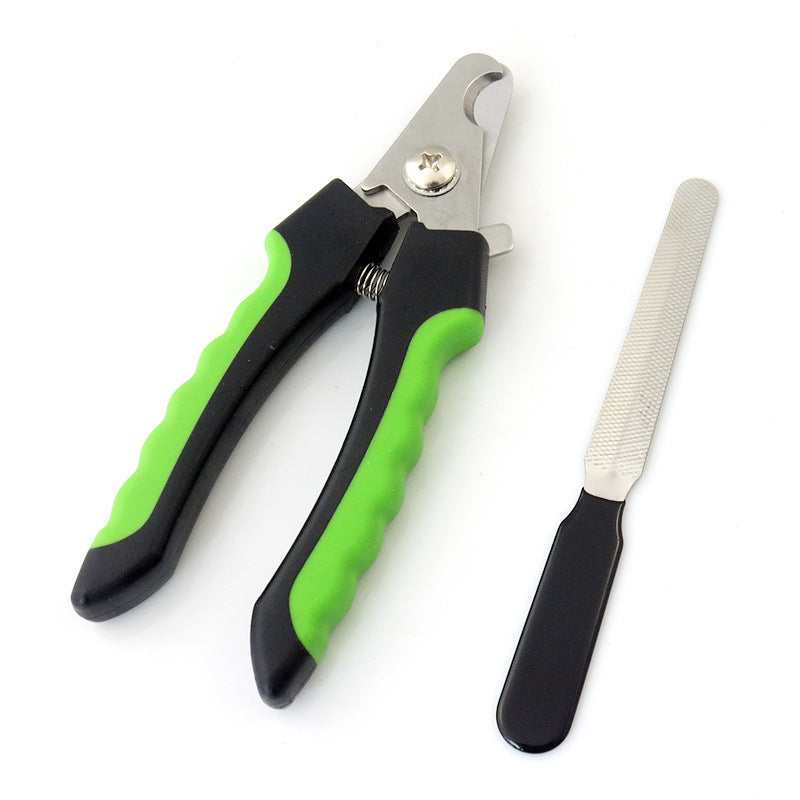 Keep Pets Fresh with Grooming Comb and Clippers Kit